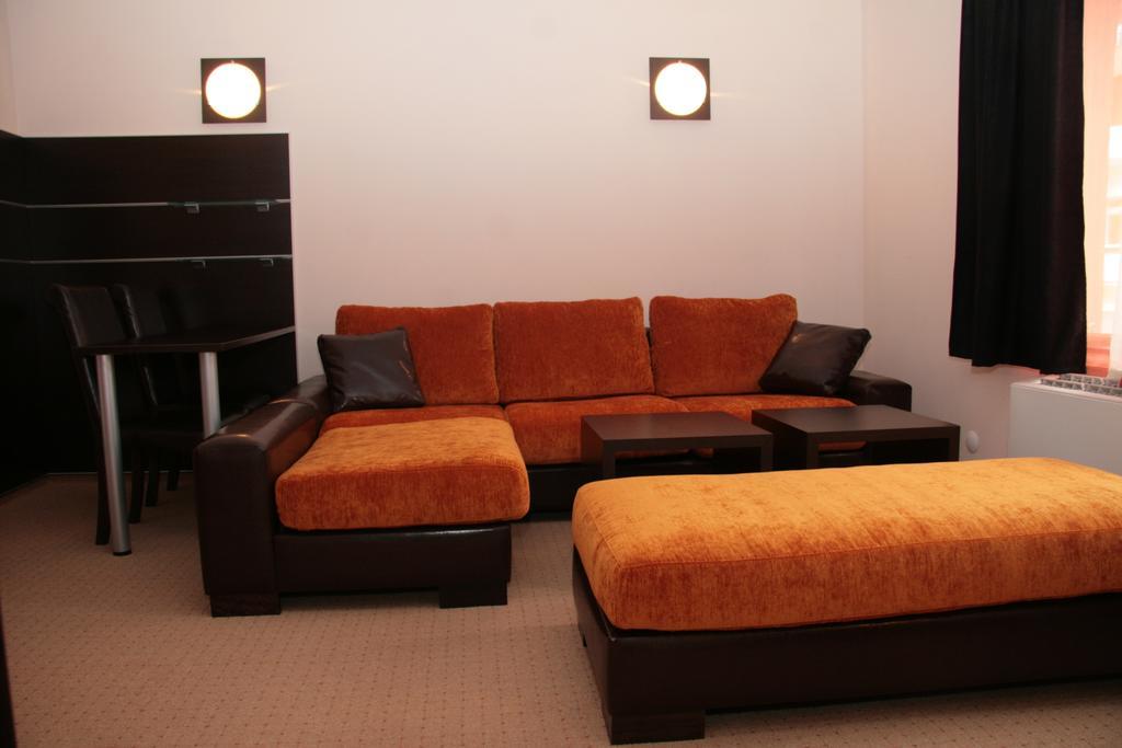 Hotel Byalo More Banite Rom bilde