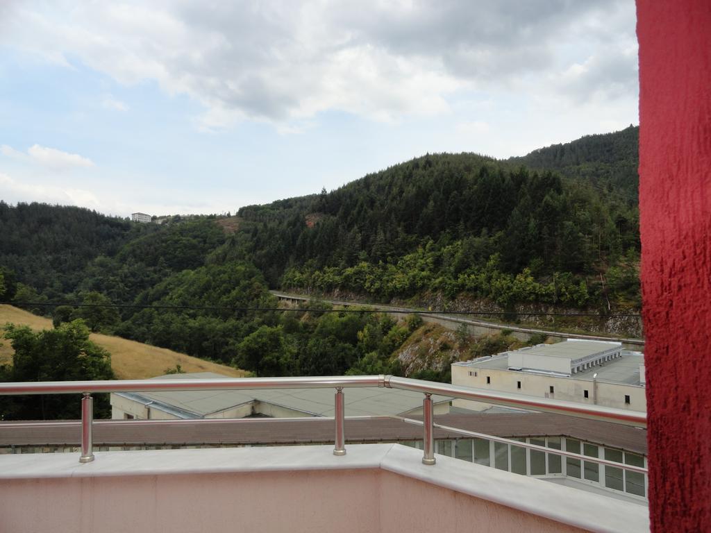 Hotel Byalo More Banite Rom bilde